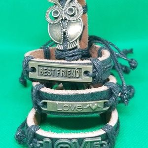 Adjustable leather bracelets